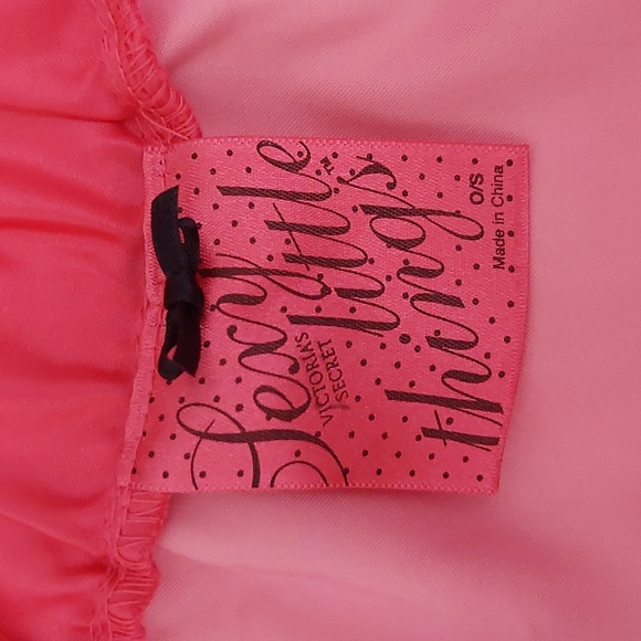 Victoria Secret (Sexy Little Things) Santa Skirt, One Size, Pink/Hot Pink. - Picture 9 of 9